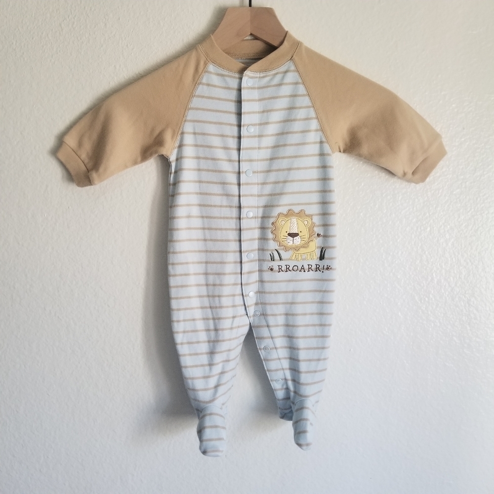 NWOT Carters 6M Unisex Onesie